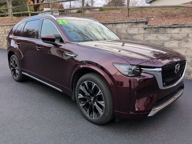 2025 Mazda CX-90 Premium Package's photo