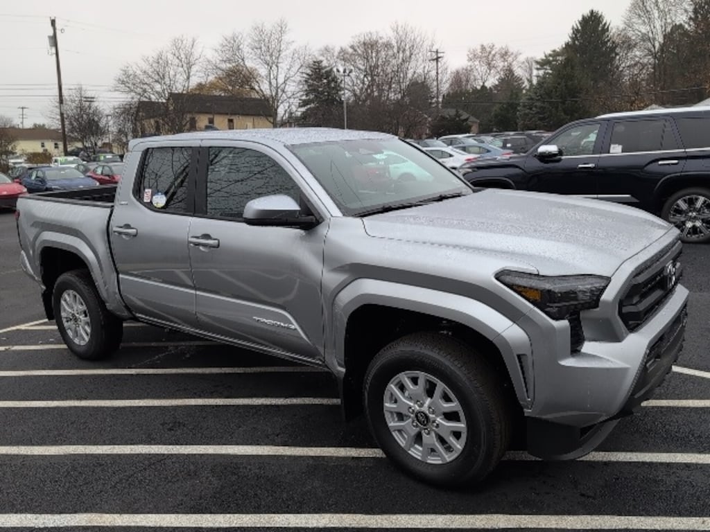 New 2025 Toyota Tacoma SR5 Truck Double Cab