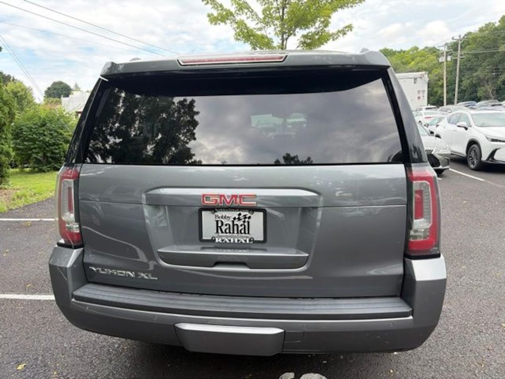 Used 2018 GMC Yukon XL SLT SUV