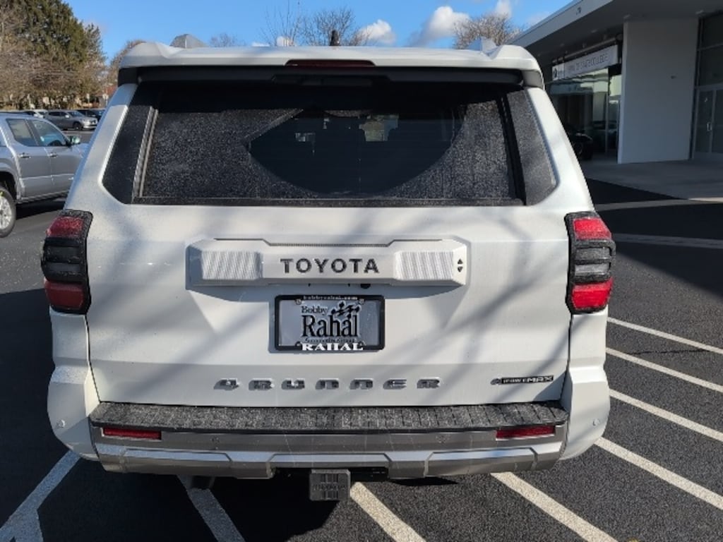 New 2025 Toyota 4Runner i-FORCE MAX Limited i-FORCE MAX SUV