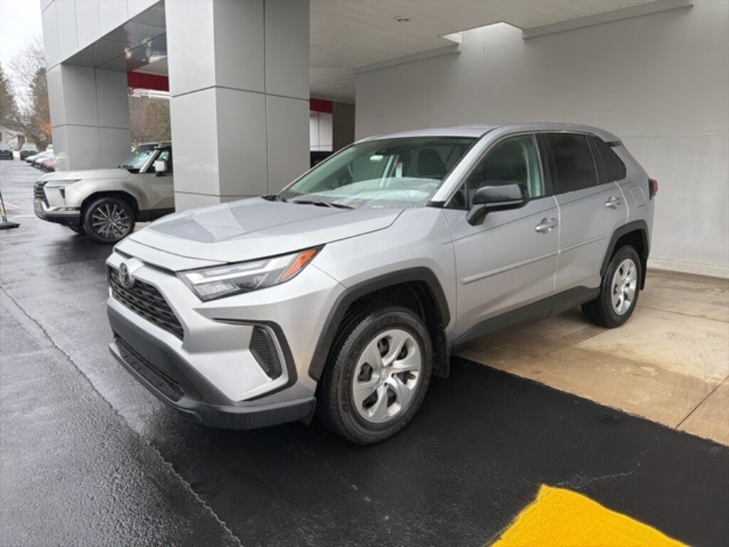 Used 2023 Toyota RAV4 LE SUV
