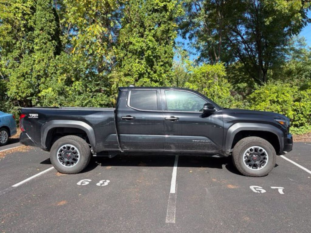 Used 2025 Toyota Tacoma Truck Double Cab