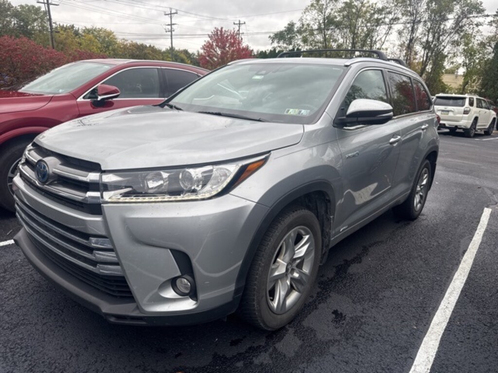 Used 2017 Toyota Highlander Hybrid SUV