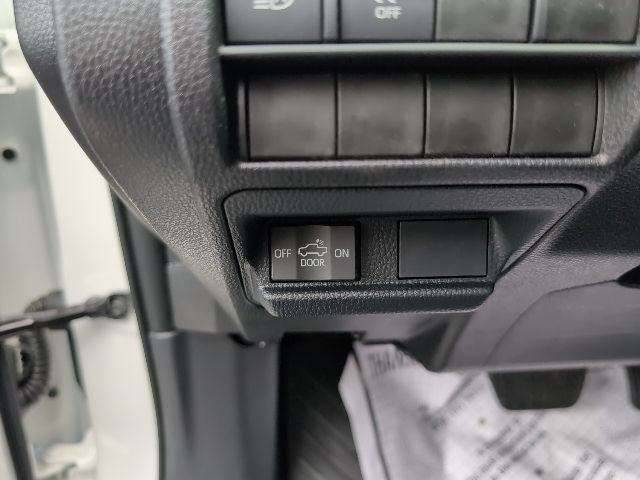 2026 Toyota Tacoma SR5 - Photo 16
