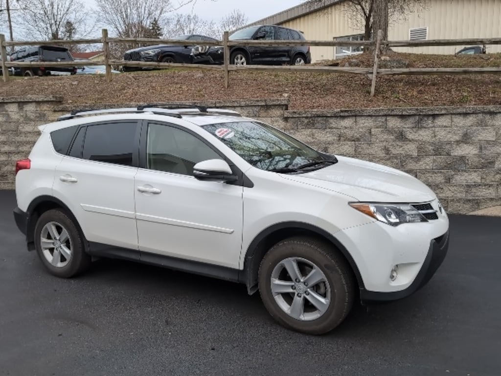 Used 2013 Toyota RAV4 XLE SUV