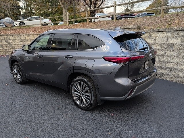2021 Toyota Highlander Hybrid Platinum photo 4