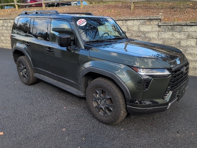 2024 Lexus GX Overtrail's photo