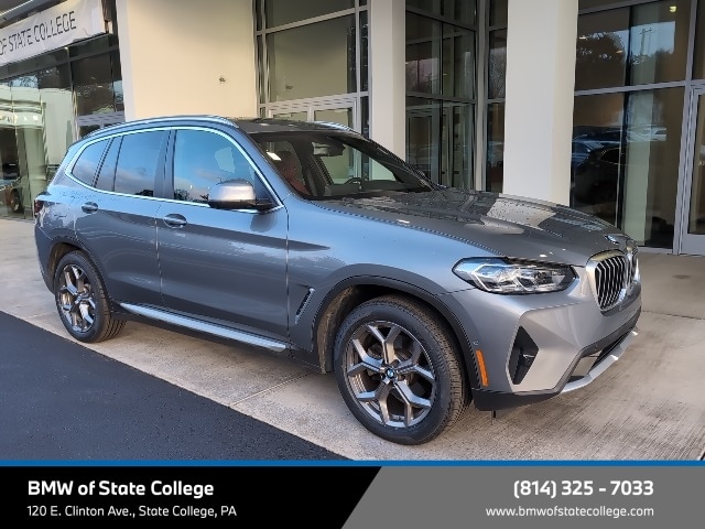 2023 BMW X3 30i's photo