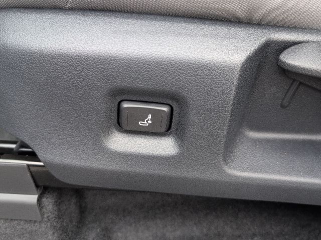 2026 Toyota Tacoma SR5 - Photo 13