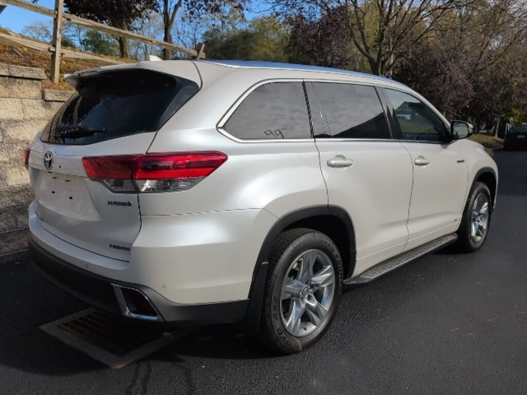 Used 2019 Toyota Highlander Hybrid SUV