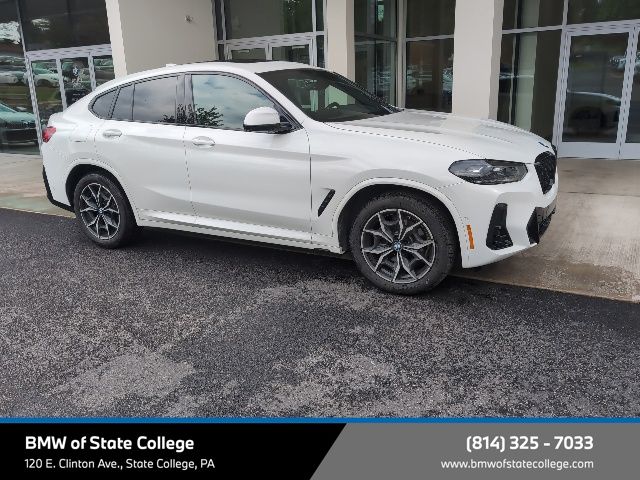 2025 BMW X4 xDrive30i's photo
