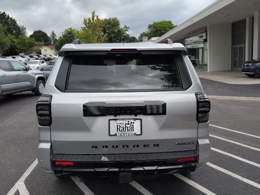 New 2026 Toyota 4Runner i-FORCE MAX Platinum SUV