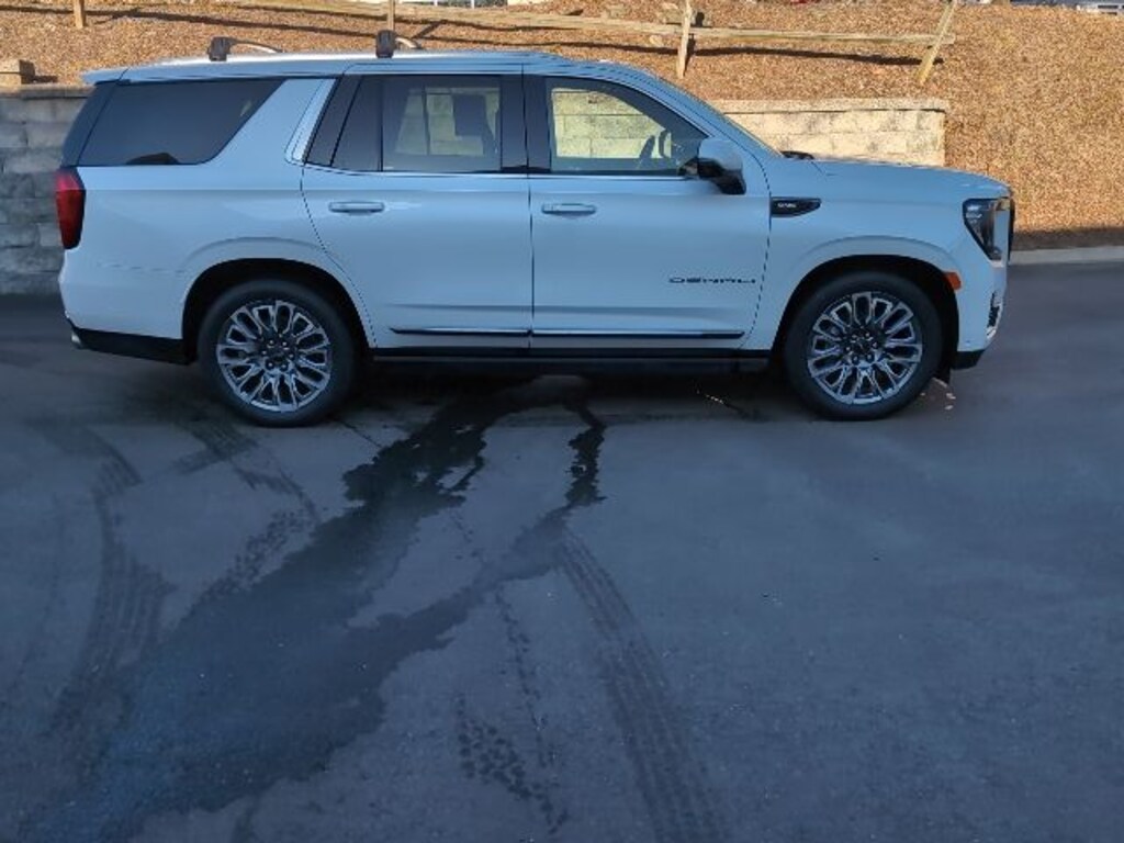 Used 2023 GMC Yukon Denali Ultimate SUV