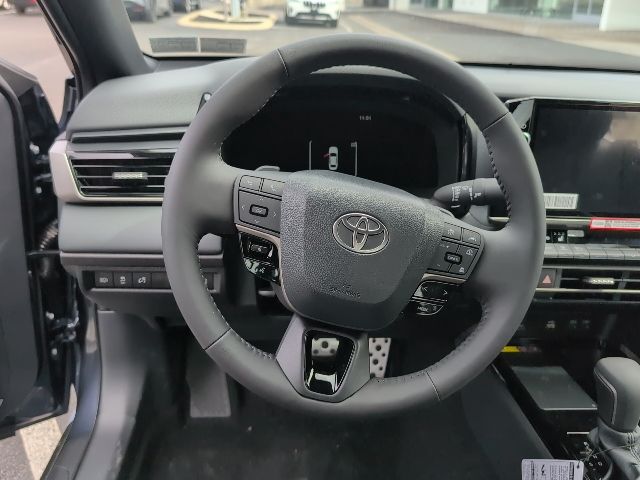 2026 Toyota Camry XSE - Photo 15