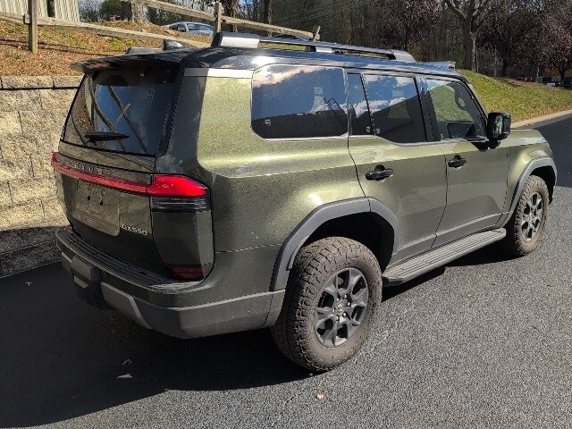 2024 Lexus GX 550 Overtrail photo 2