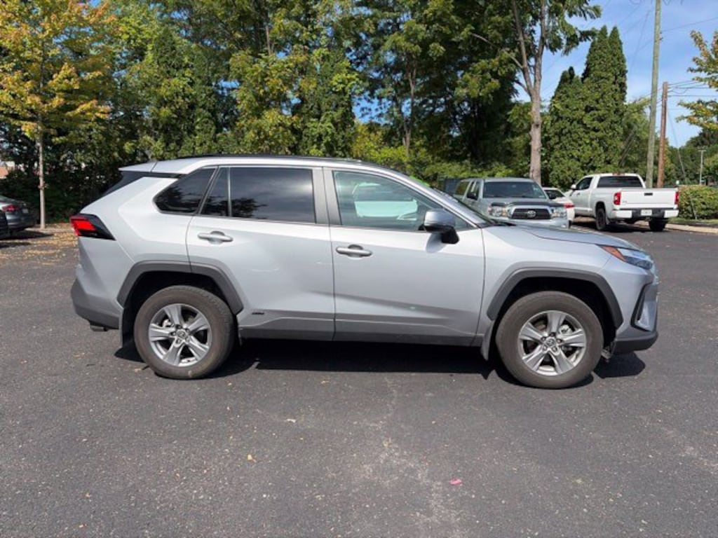 Used 2025 Toyota RAV4 Hybrid XLE SUV