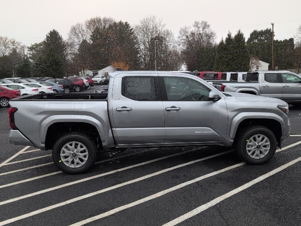 New 2025 Toyota Tacoma SR5 Truck Double Cab