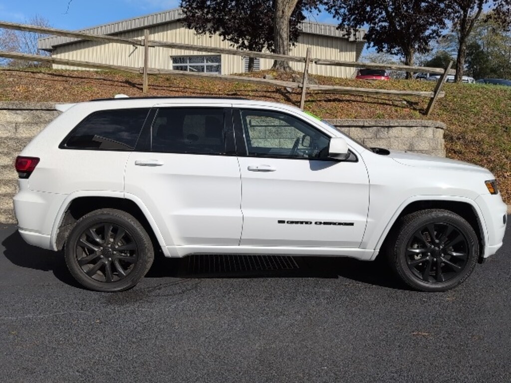 Used 2022 Jeep Grand Cherokee WK Laredo SUV