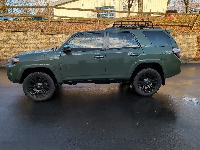 2022 Toyota 4Runner Trail Special Edition photo 2