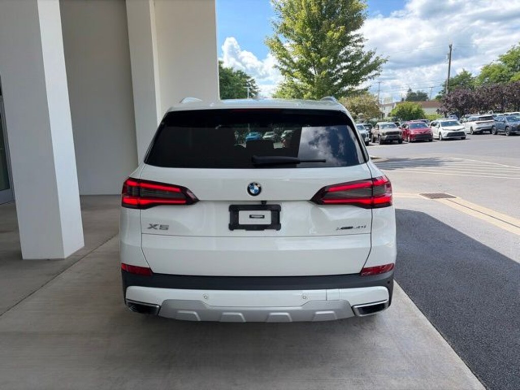 Used 2022 BMW X5 xDrive40i SUV