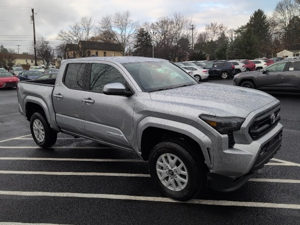 New 2025 Toyota Tacoma SR5 Truck Double Cab