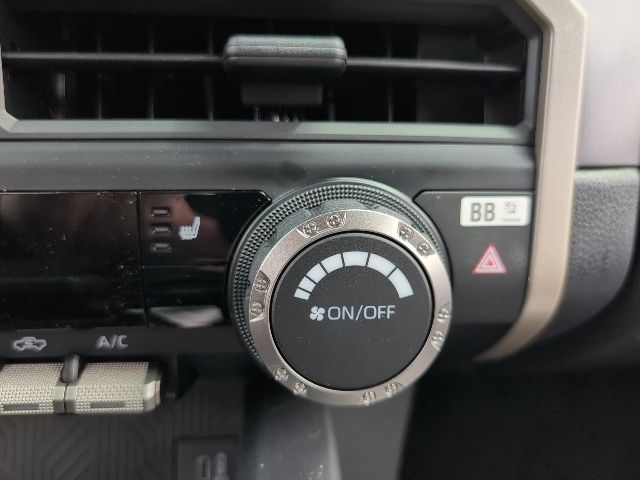 2026 Toyota Tacoma SR5 - Photo 22