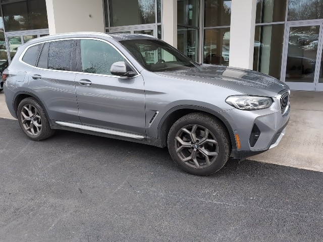 2023 BMW X3 30i's photo