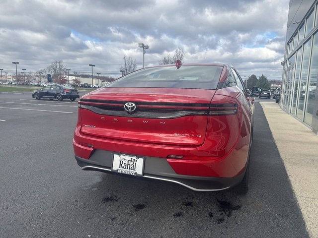 2023 Toyota Crown Platinum photo 4