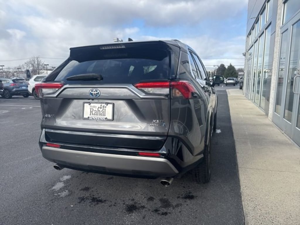 Used 2019 Toyota RAV4 Hybrid XSE SUV