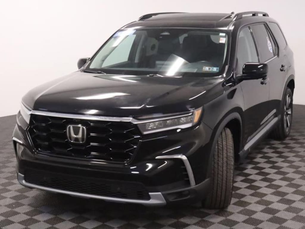 Used 2023 Honda Pilot Elite SUV