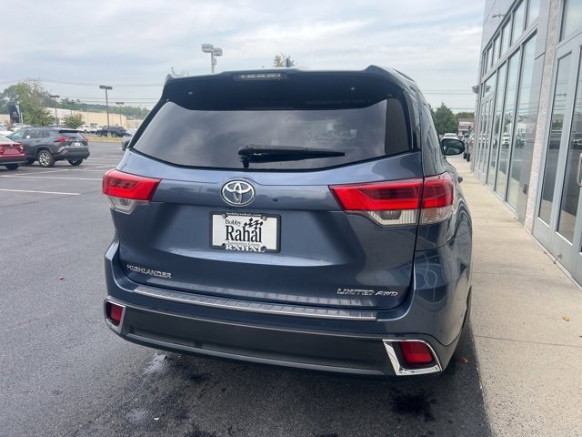 2018 Toyota Highlander Limited Platinum photo 4