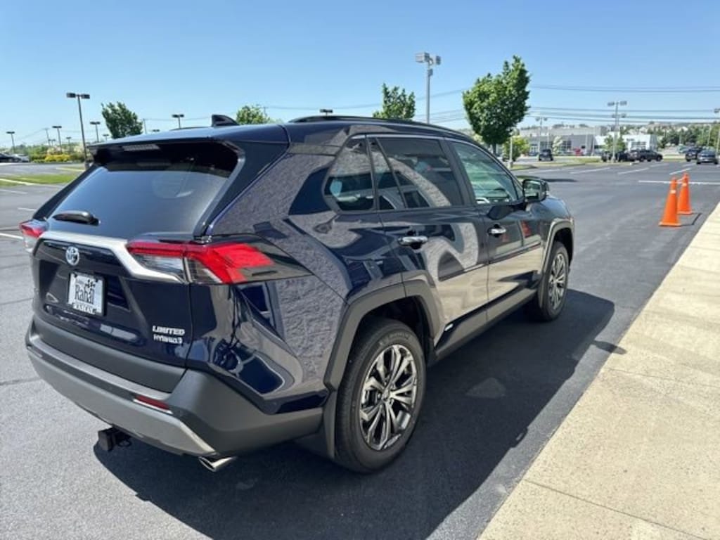Used 2024 Toyota RAV4 Hybrid Limited SUV