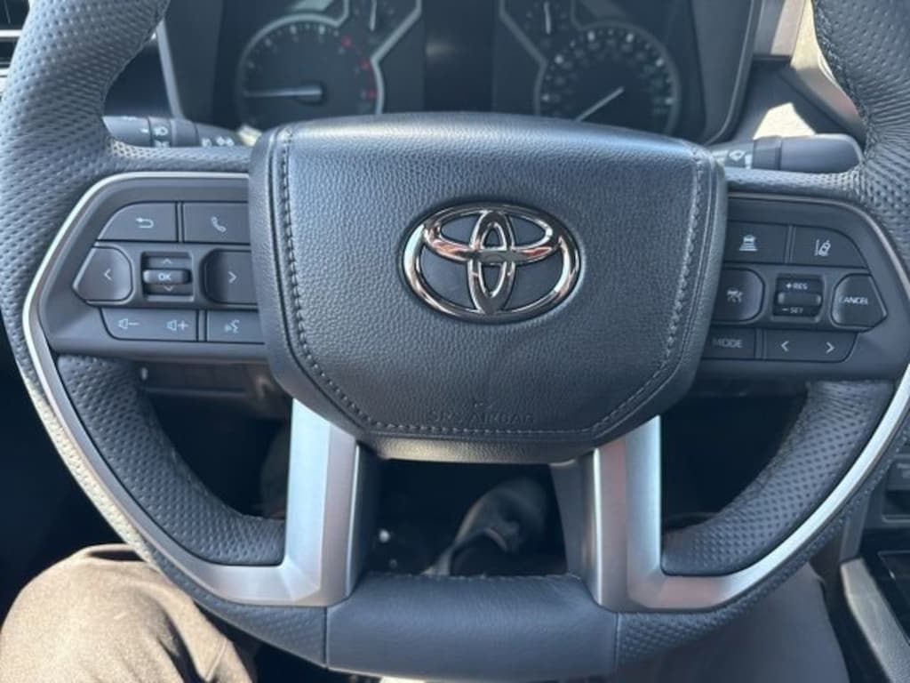 New 2026 Toyota Tundra SR5 SR5 CREWMAX 5.5