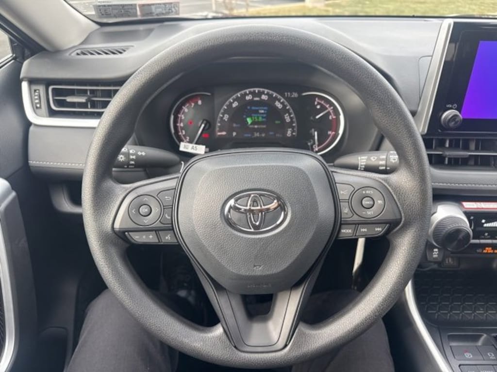 New 2025 Toyota RAV4 LE SUV