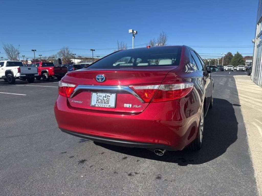 Certified 2017 Toyota Camry Hybrid Sedan