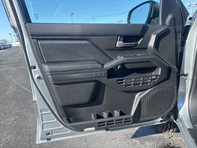 2026 Toyota Tacoma TRD Off Road - Photo 12
