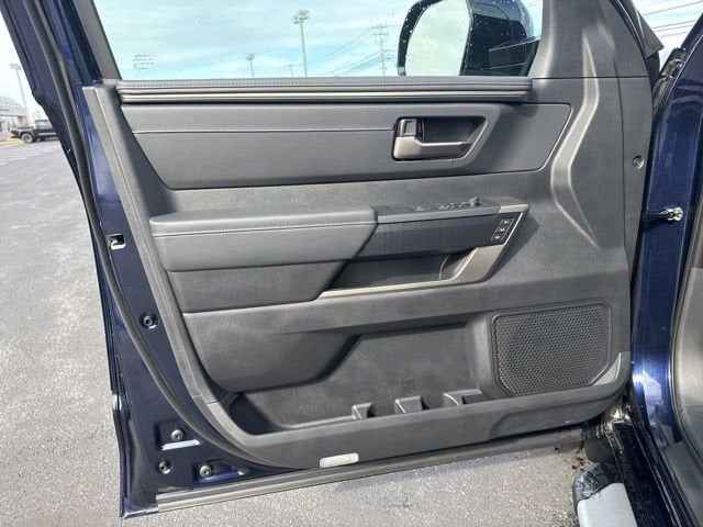 2026 Toyota Tundra Platinum - Photo 11