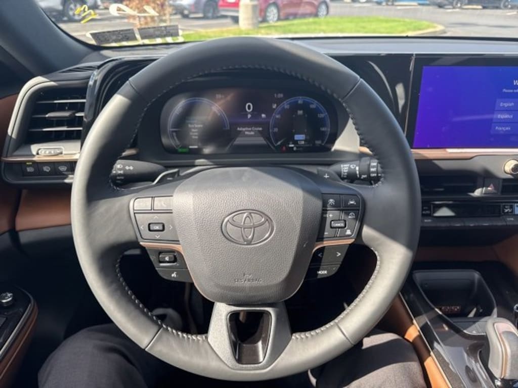 New 2025 Toyota Crown Signia XLE SUV