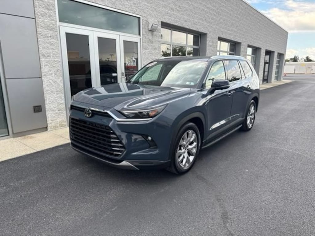 Used 2025 Toyota Grand Highlander Hybrid Limited SUV