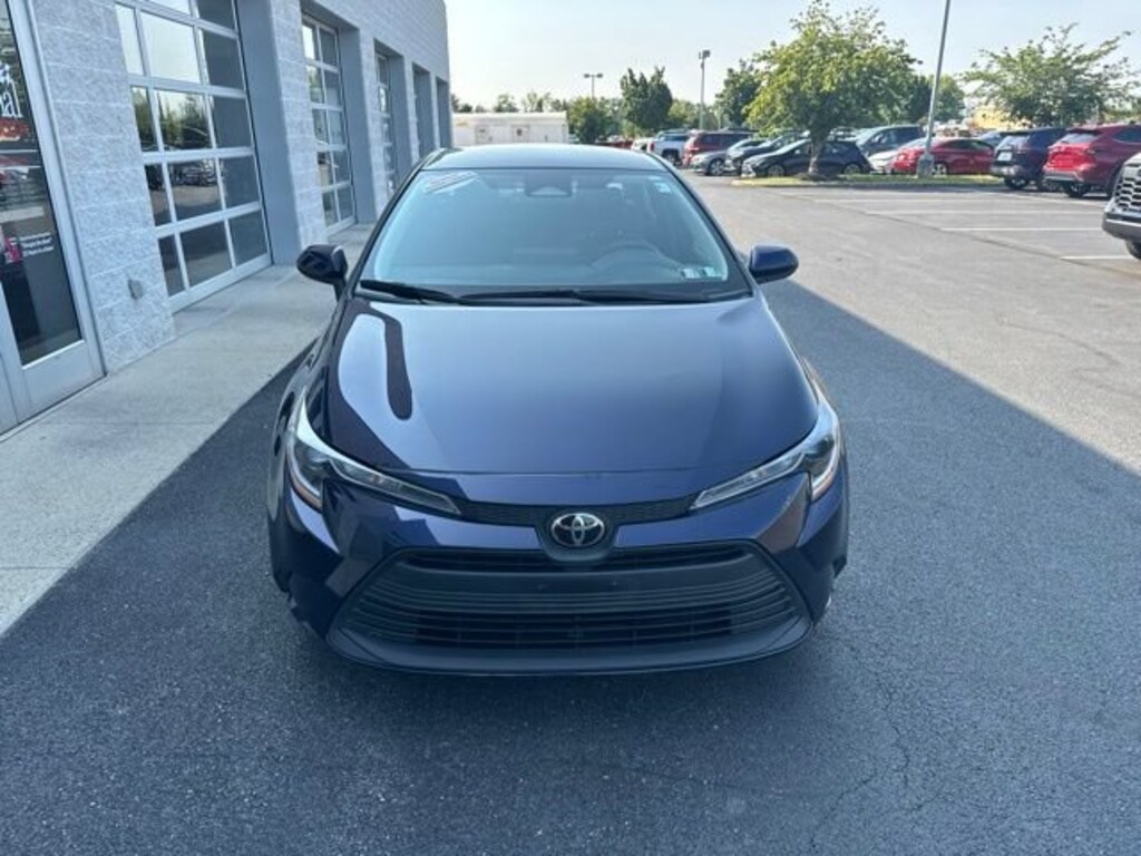 Certified 2025 Toyota Corolla LE Sedan