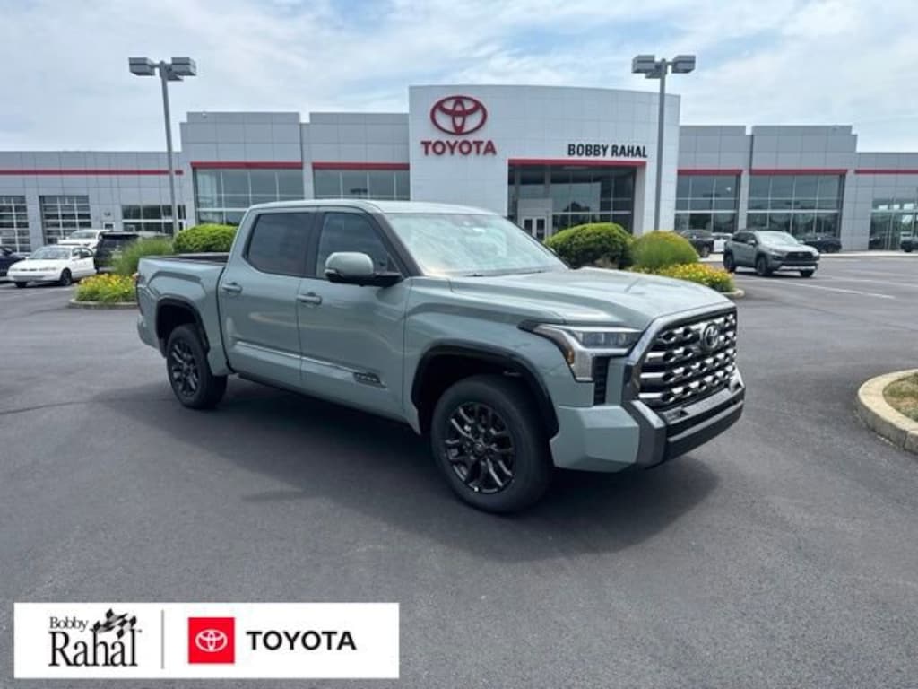 New 2026 Toyota Tundra Platinum PLATINUM CREWMAX 5.5