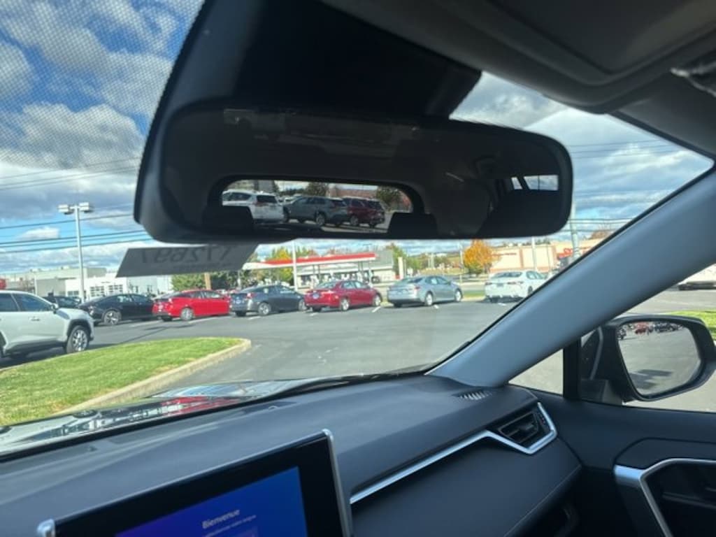 New 2025 Toyota RAV4 Hybrid LE SUV