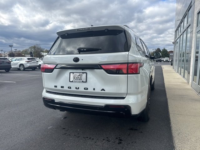 2024 Toyota Sequoia Platinum photo 4