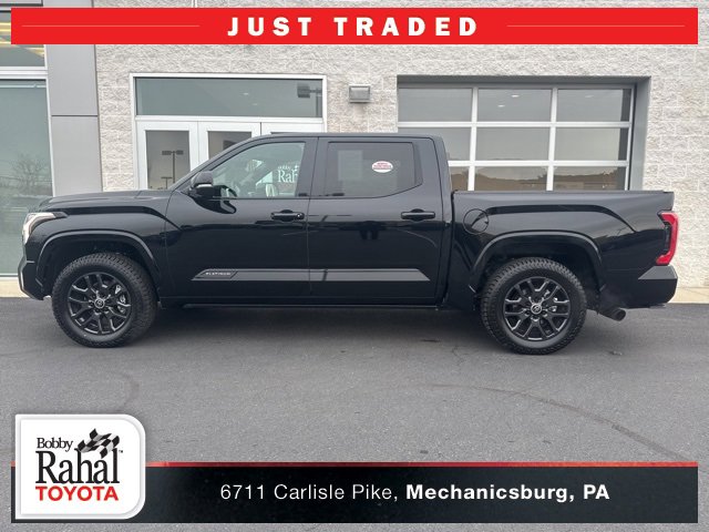 2024 Toyota Tundra Platinum's photo