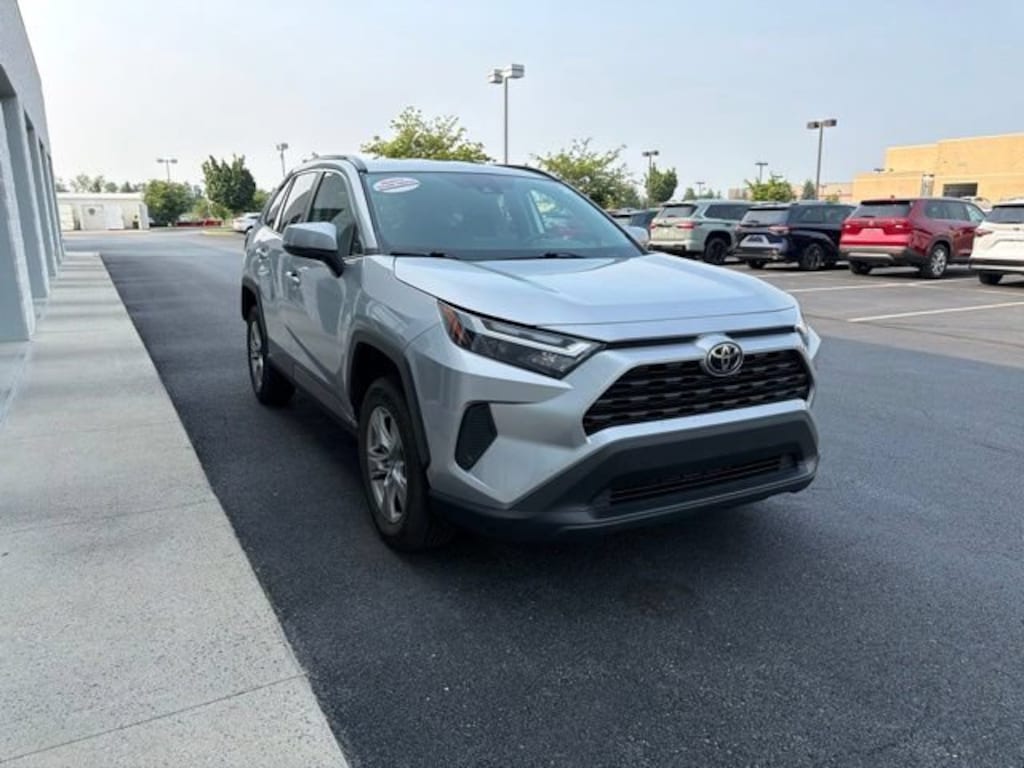 Used 2025 Toyota RAV4 XLE SUV