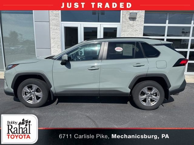 2023 Toyota RAV4 XLE AWD's photo