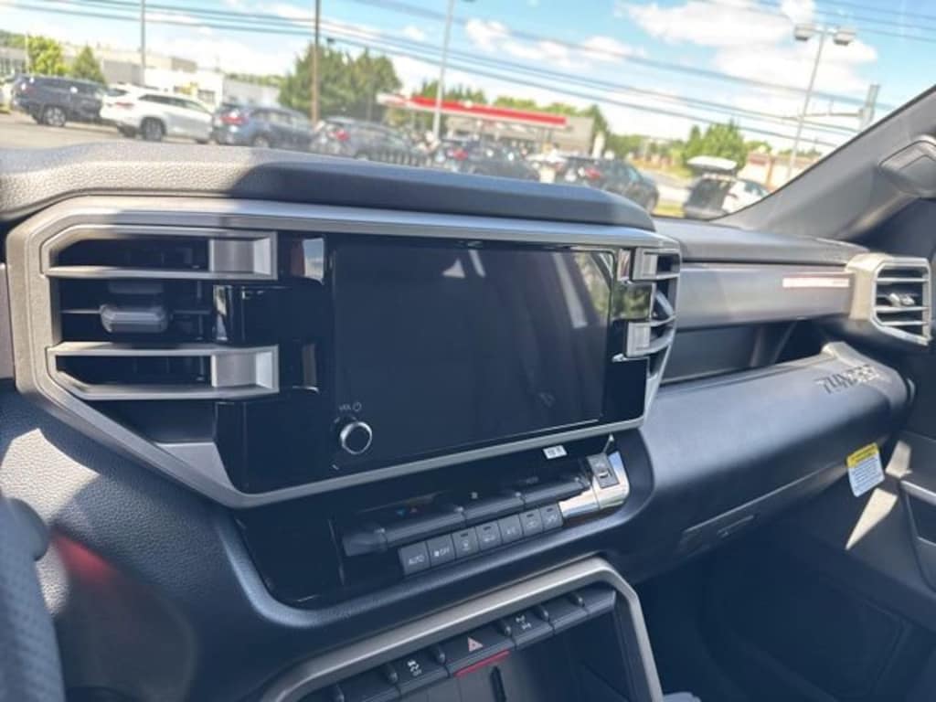 New 2026 Toyota Tundra SR5 SR5 CREWMAX 5.5