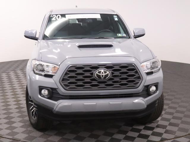 2020 Toyota Tacoma TRD Sport V6 photo 2