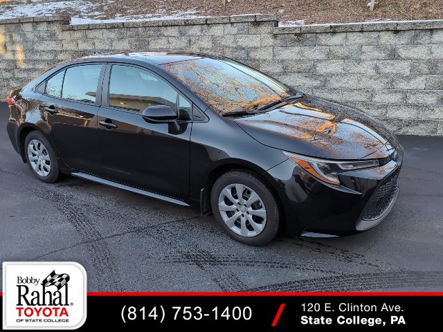 2022 Toyota Corolla LE's photo