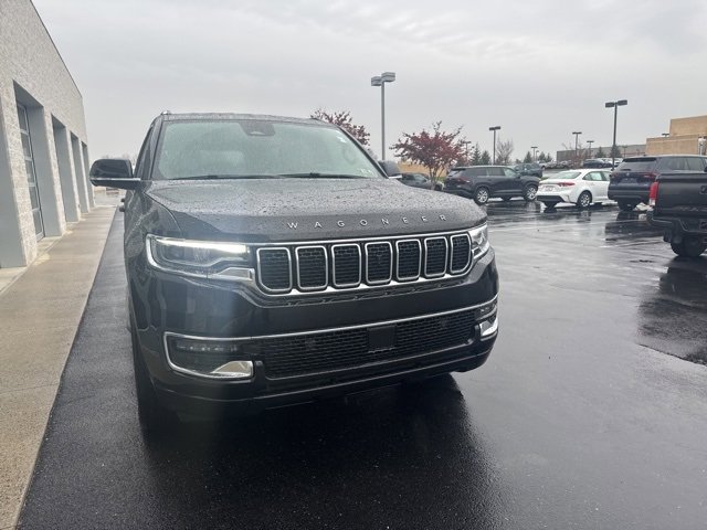 2025 Jeep Wagoneer Base photo 2